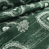 Tessuto Arredo Gobelin H 280 cm - CUORI TIROLESI E STELLE ALPINE/VERDE FIAMMATO