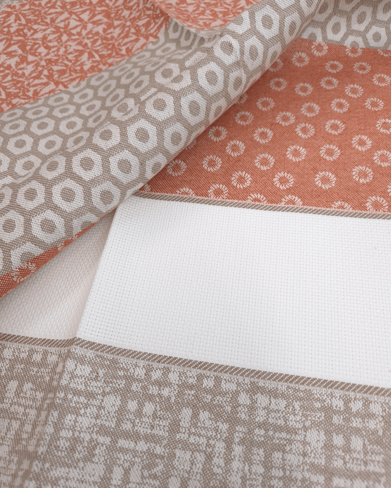 Torchon broderie pur coton - BONHOMME DE NEIGE