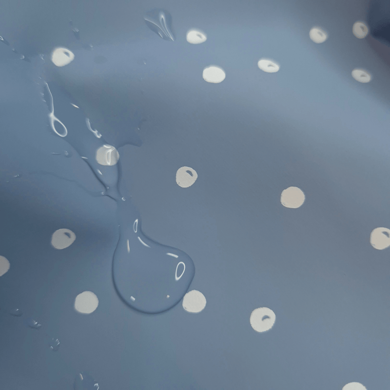 Tessuto Impermeabile H 145 cm - POIS AZZURRO POLVERE