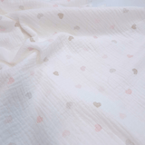 Mussola di Cotone Doppia Garza H 140 cm - CUORICINI ROSA E TORTORA/LATTE