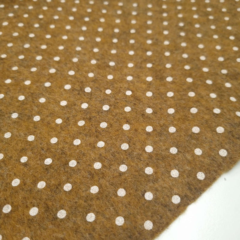 Bedruckte Pannolenci H 180 cm – HOLZ/WEIß POLKA DOT
