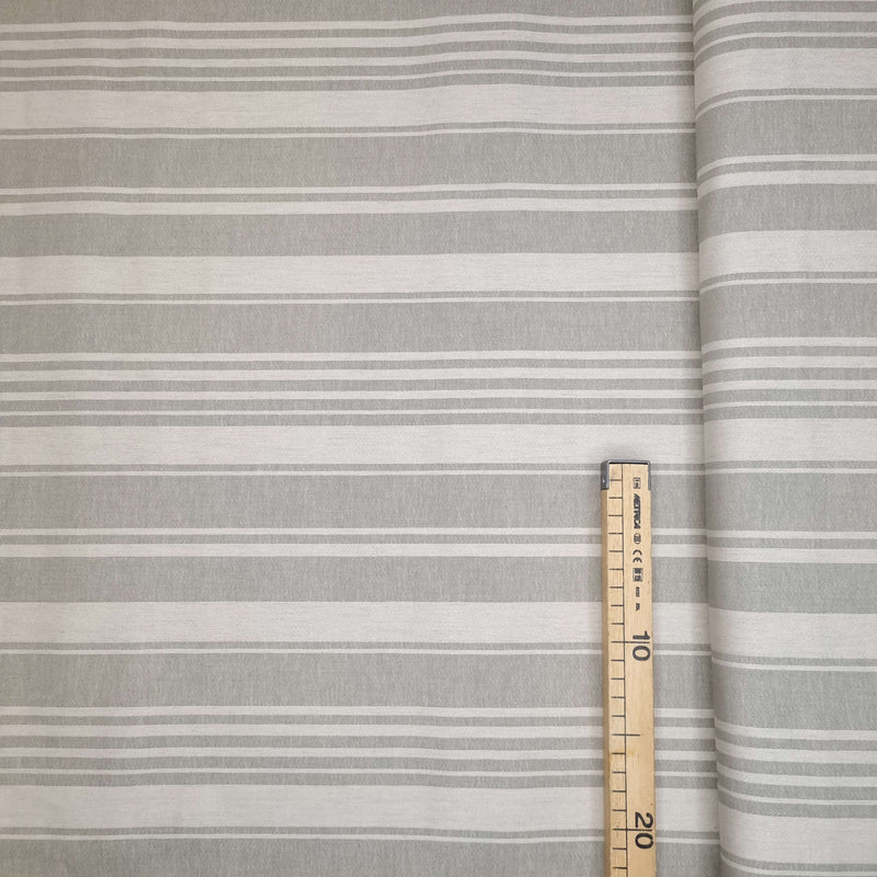 Tissu coton - RAYURES/GRIS - coupe minimum ou multiples de 25 x 180 cm