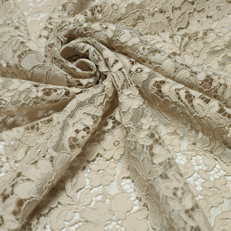 DENTELLE REBRODE' - BRUTE - coupe minimum ou multiples de 25 x 140 cm