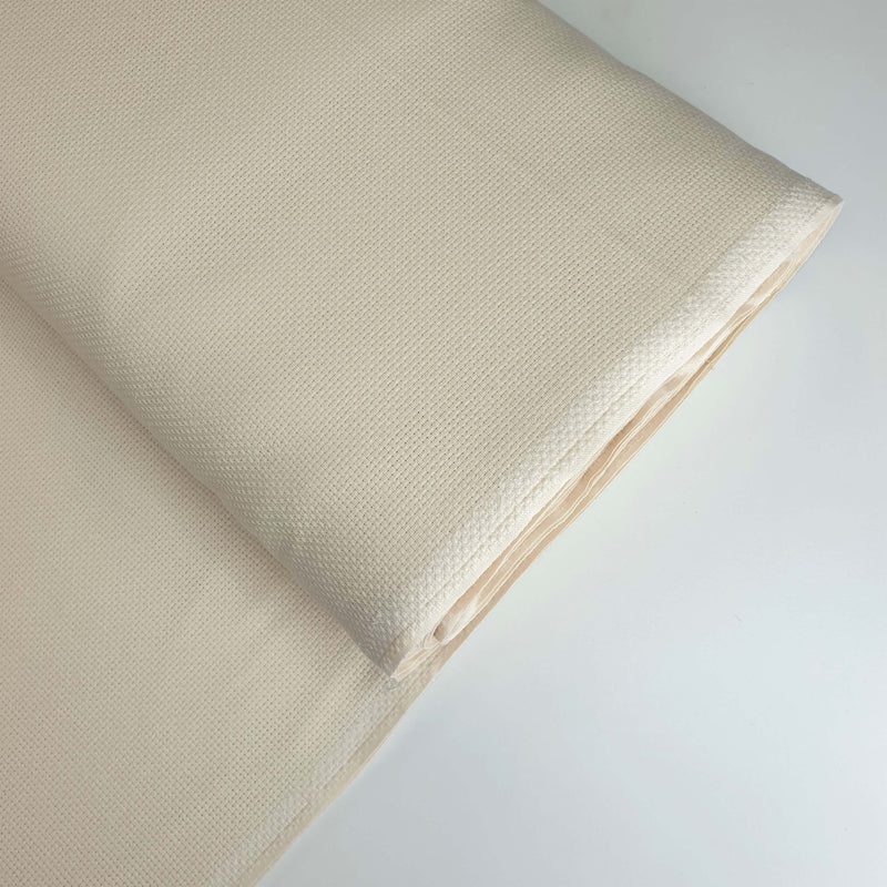 Tela Ricamo 45 Fori H 180 cm - BEIGE